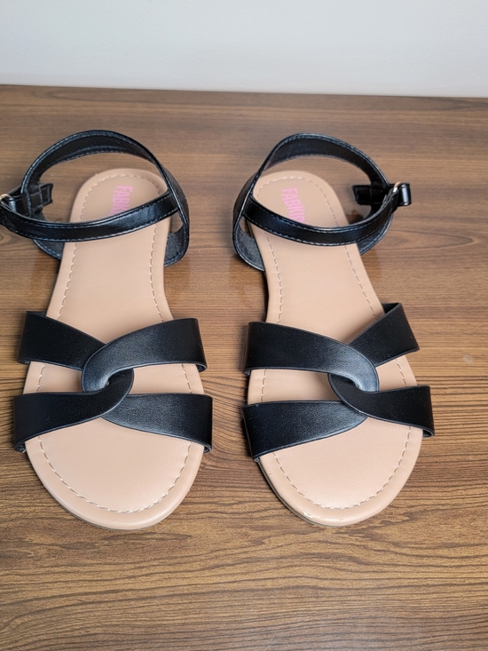 fabkids Other - FabKids Girls Black Ankle-Strap Flat Sandals - Size 2
